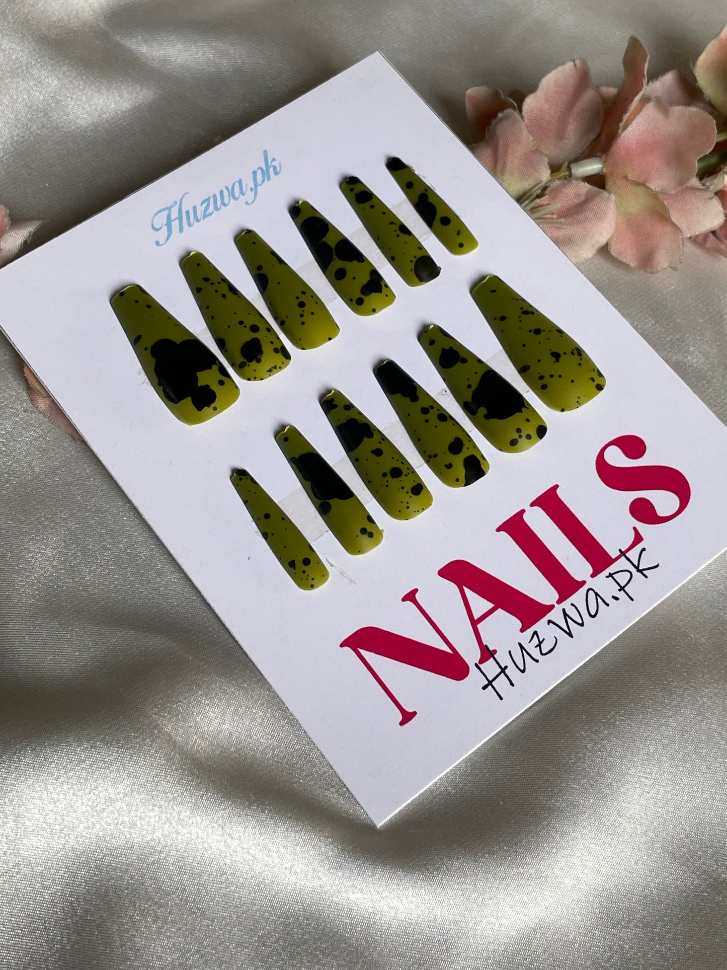 Midnight Splash – Matte Nail Set (12 Pcs) (12 Color Available)
