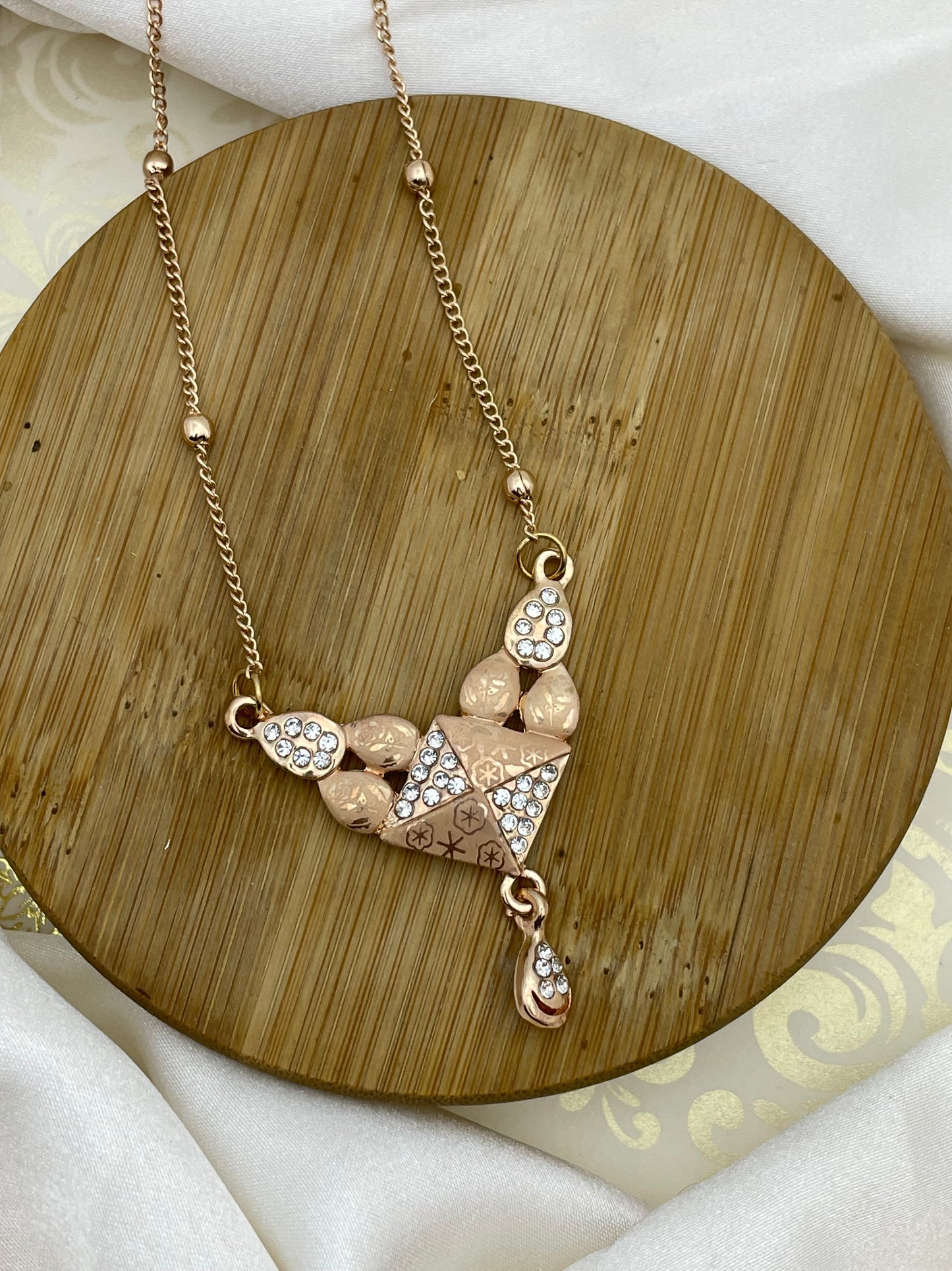 Elegant Golden Pendant