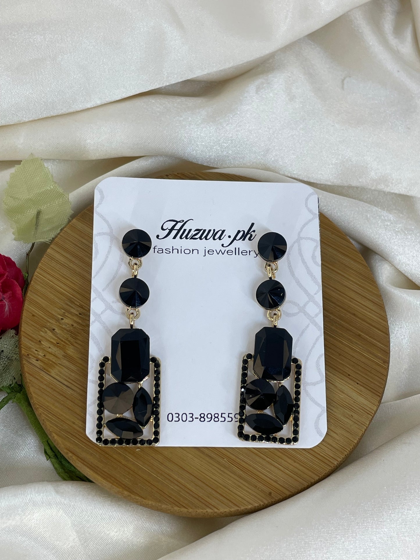 Stone Long Earrings 2 Different Color