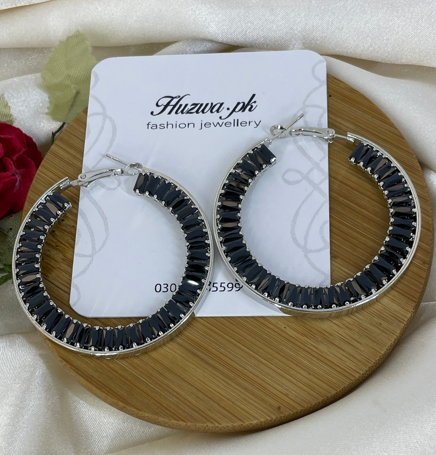 Elegant Circle Drop Earrings