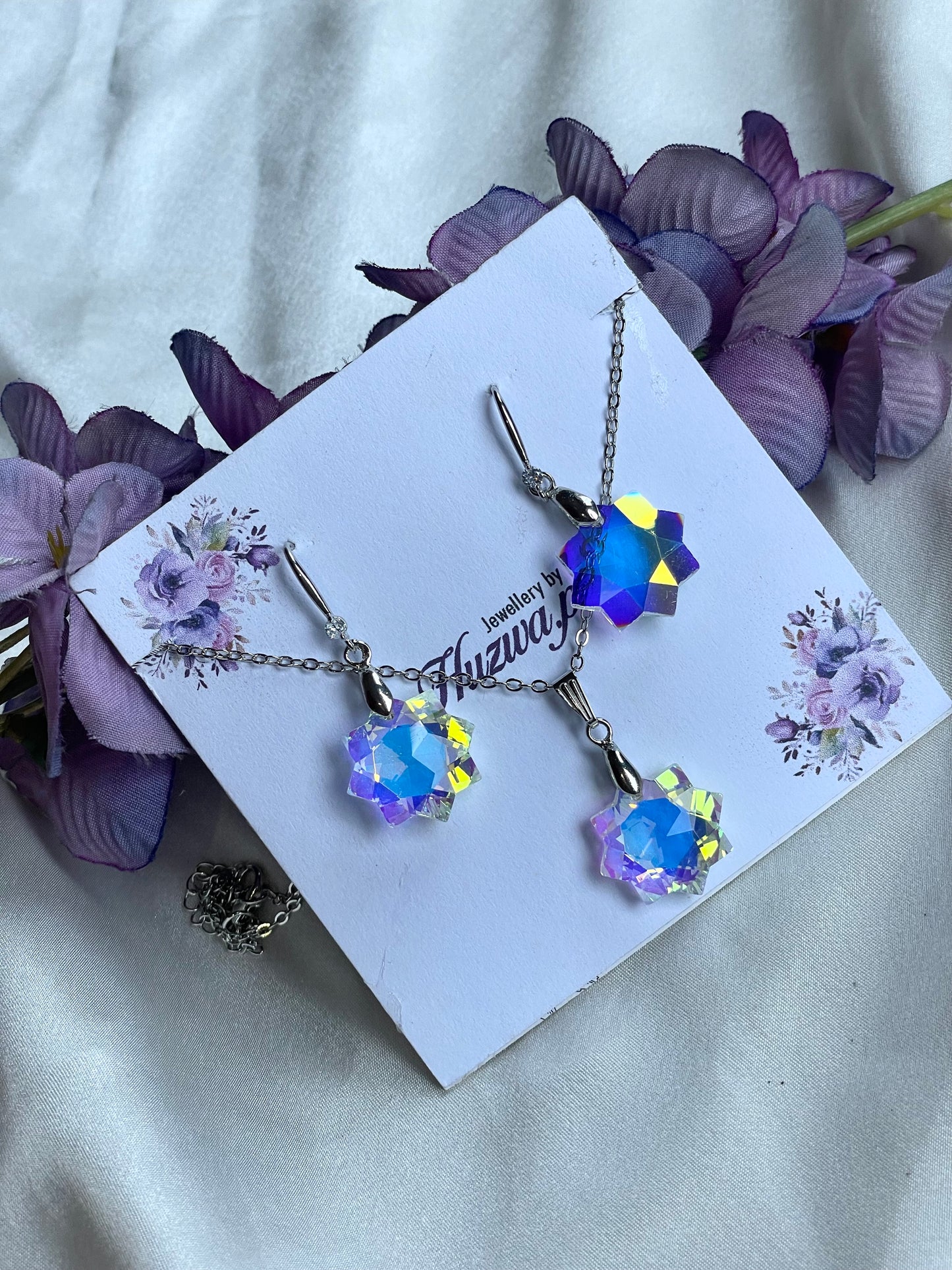 Radiant Star-Shaped Crystal Pendant and Earring Set