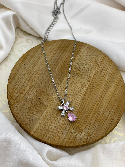 Charming Pink Rhinestone Bow Pendant