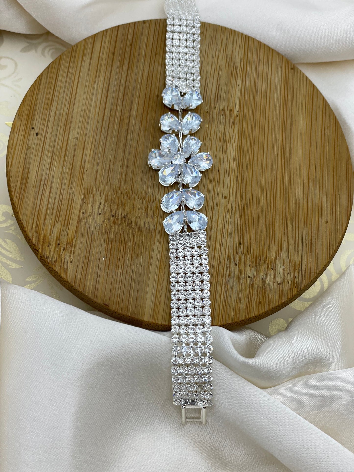 Flower Shape Rhinestone Bracelet