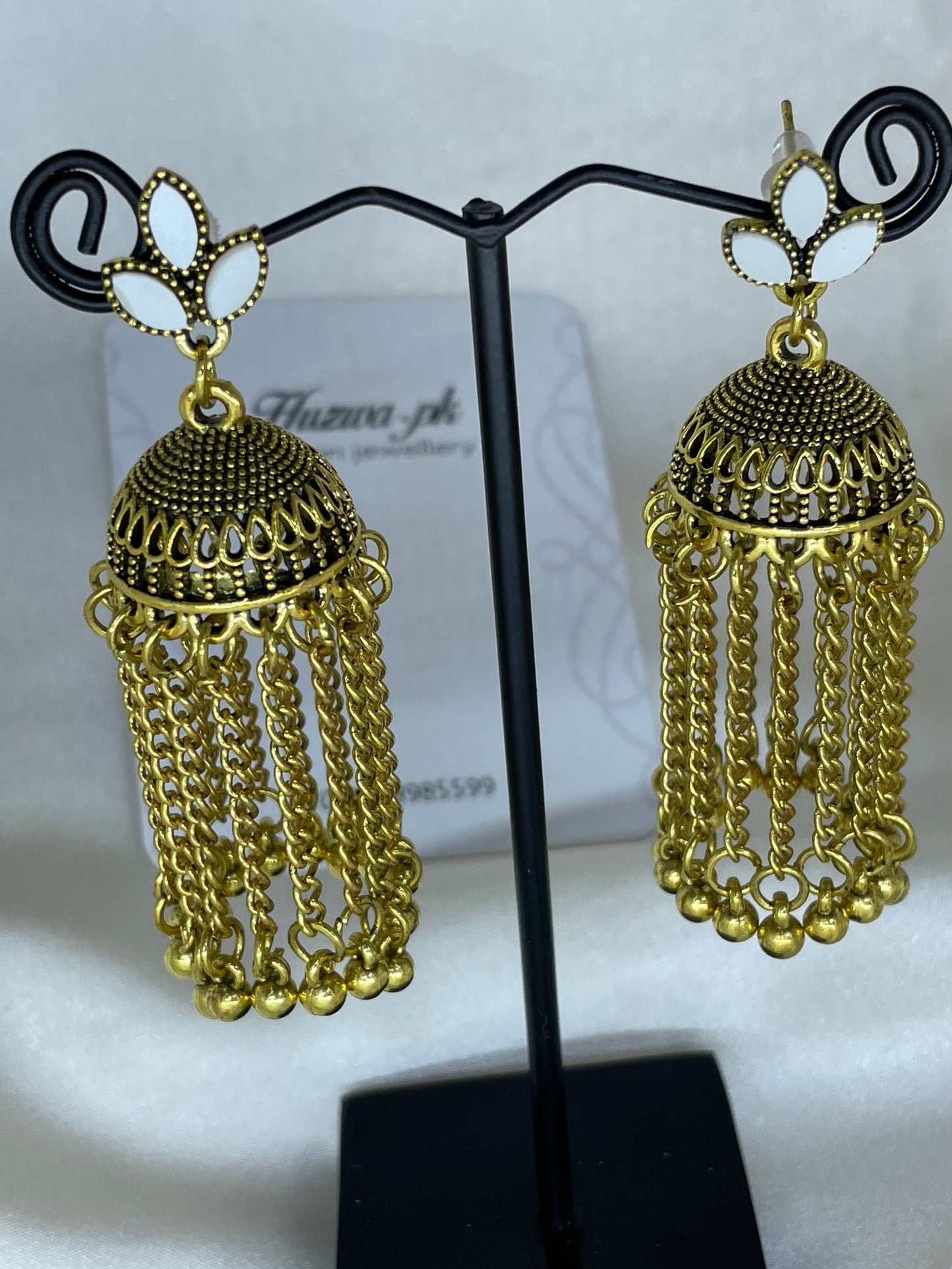 Kundan Jhumka Leaf Shape